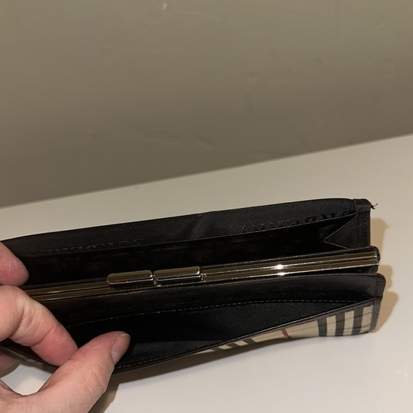 Burberry Novacheck Brown Leather Kiss-lock Bifold Wallet Preppy Luxury Wallet - Picture 5 of 11